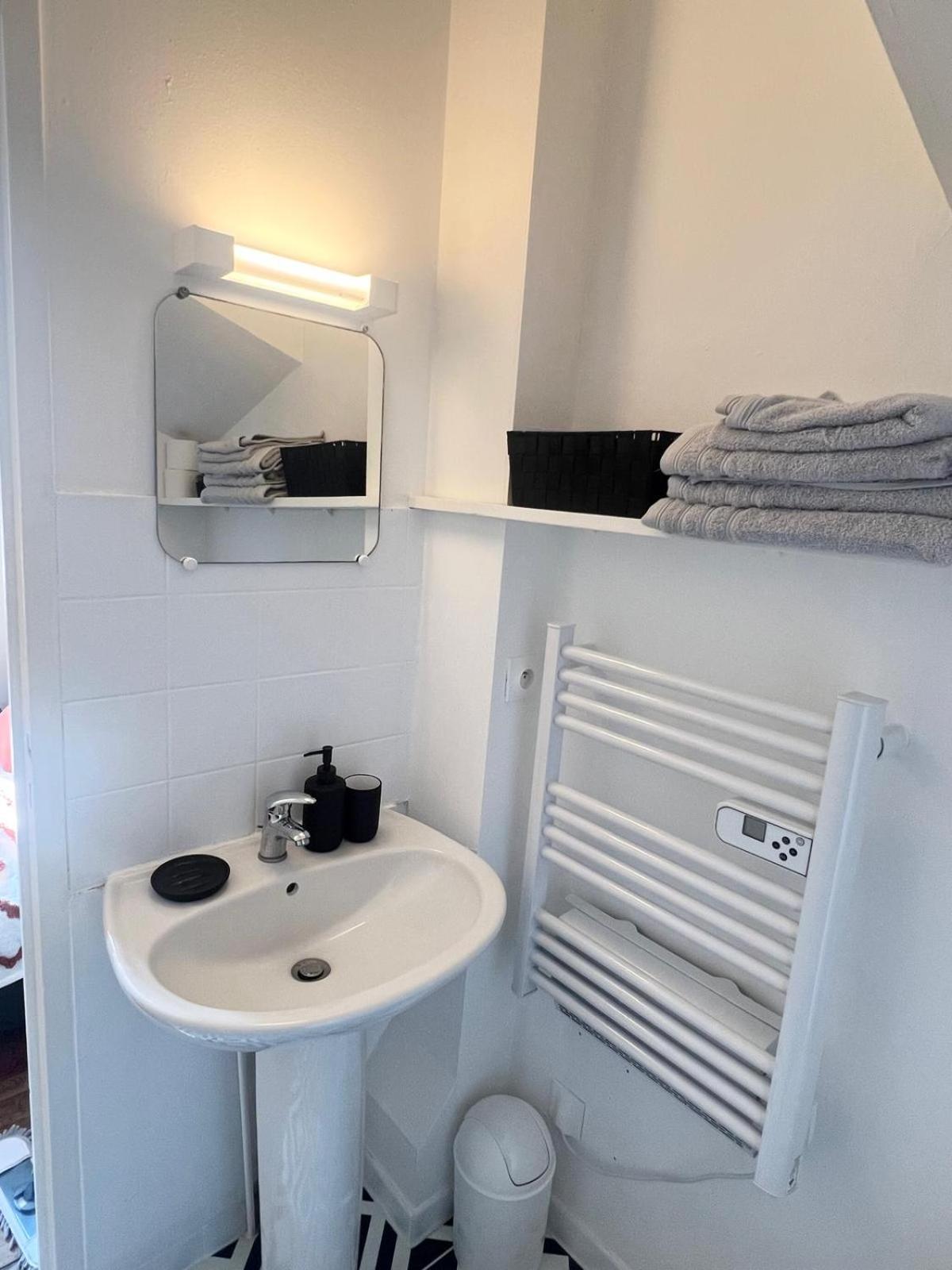 Charmant Studio A Пуатье Экстерьер фото